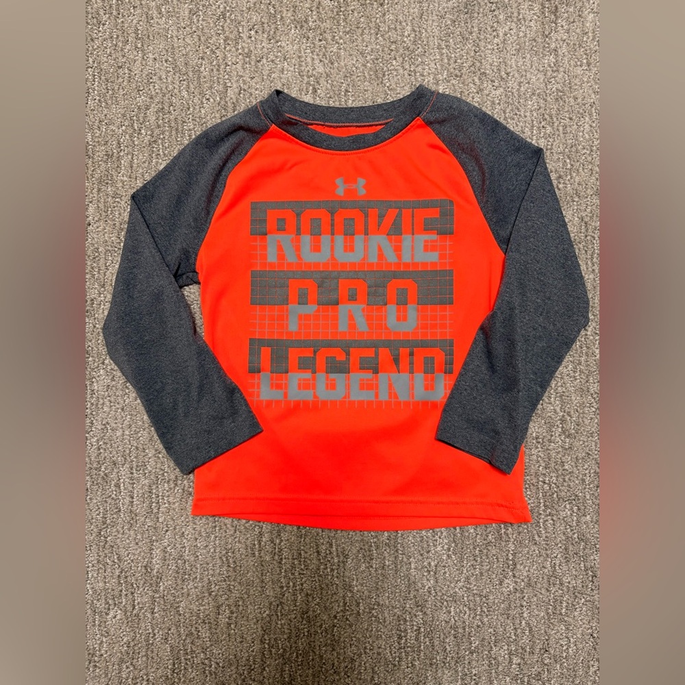 UA long sleeve shirt